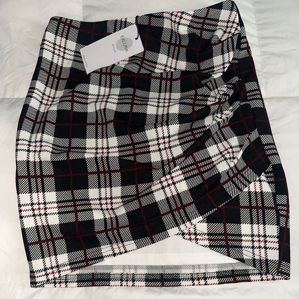 Exlura Plaid Mini Skirt